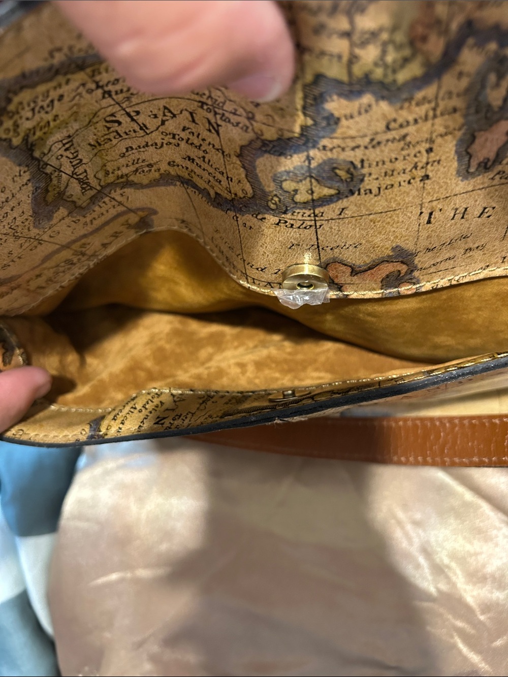 Patricia Nash Map-Print Shoulder Bag in Tan and Brown - Picture 2 of 4